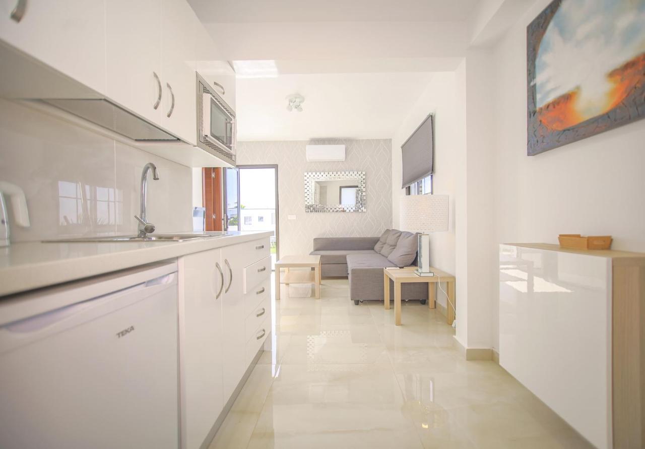 Club Atlantico Apartment Пуерто дел Кармен Екстериор снимка