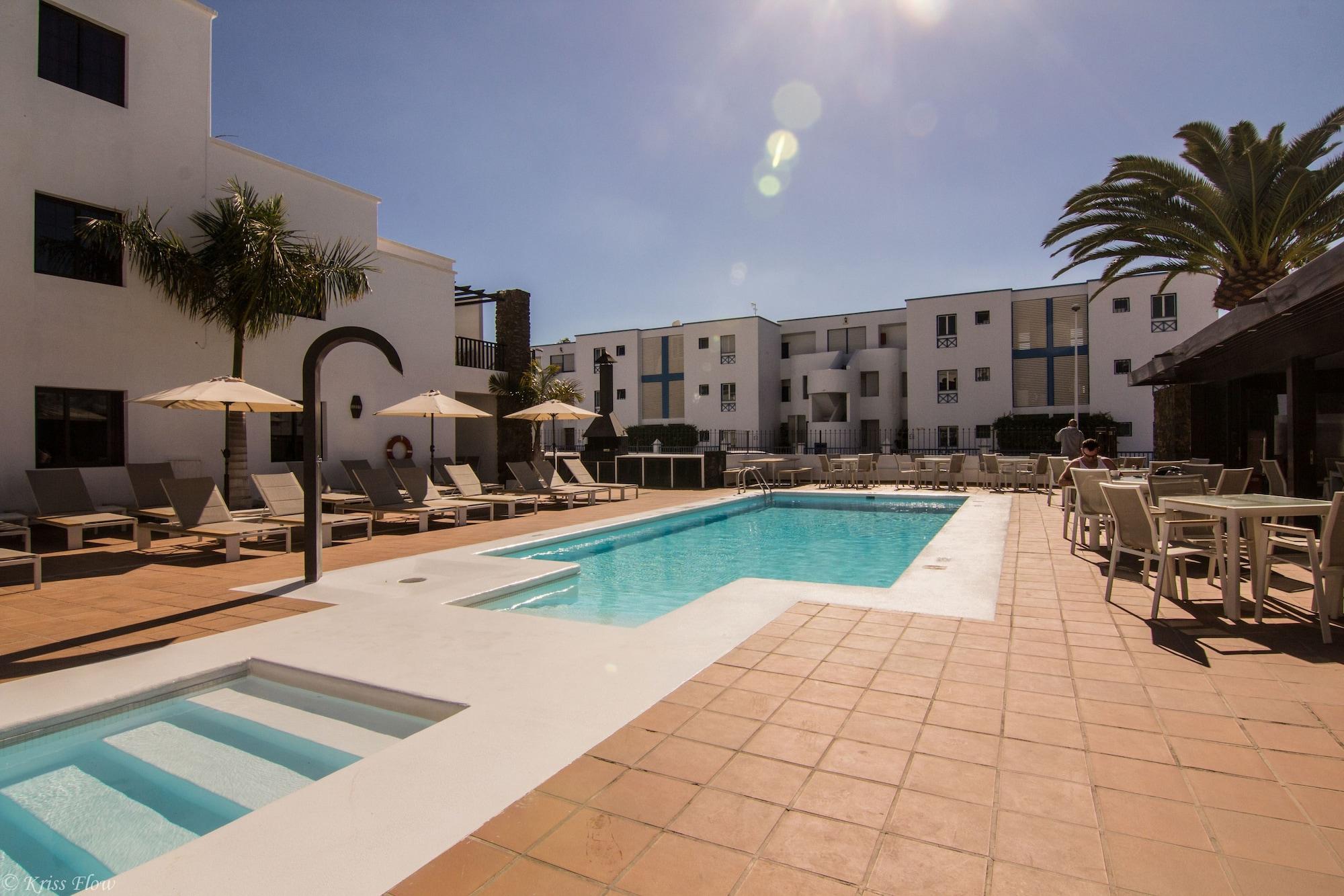 Club Atlantico Apartment Пуерто дел Кармен Екстериор снимка