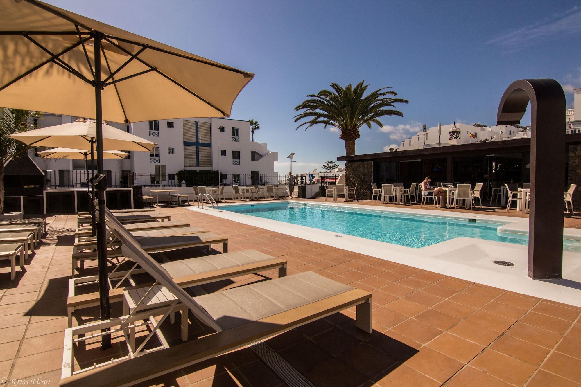 Club Atlantico Apartment Пуерто дел Кармен Екстериор снимка