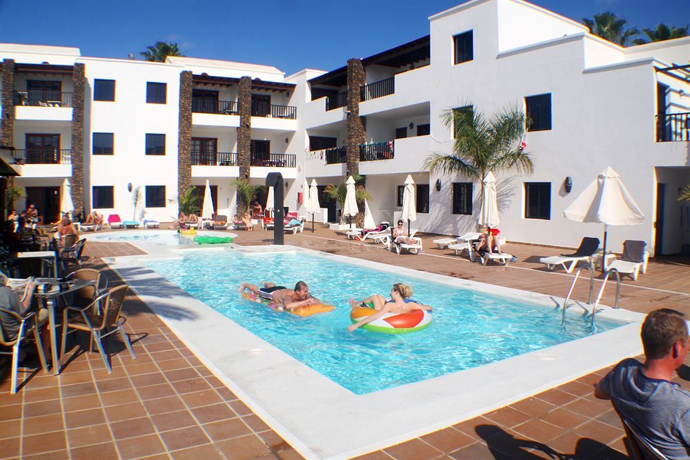 Club Atlantico Apartment Пуерто дел Кармен Екстериор снимка
